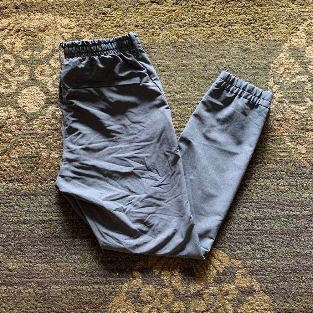 Uniqlo Ultra Stretch Grey Active Jogger Pants - Picture 4 of 6